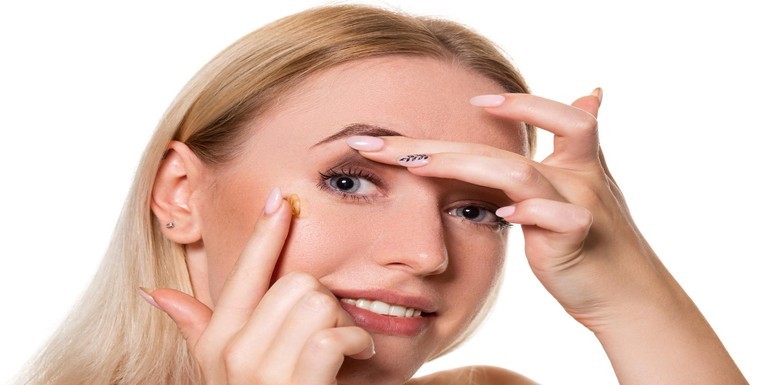Los 6 mitos más comunes sobre el cuidado del contorno de los ojos