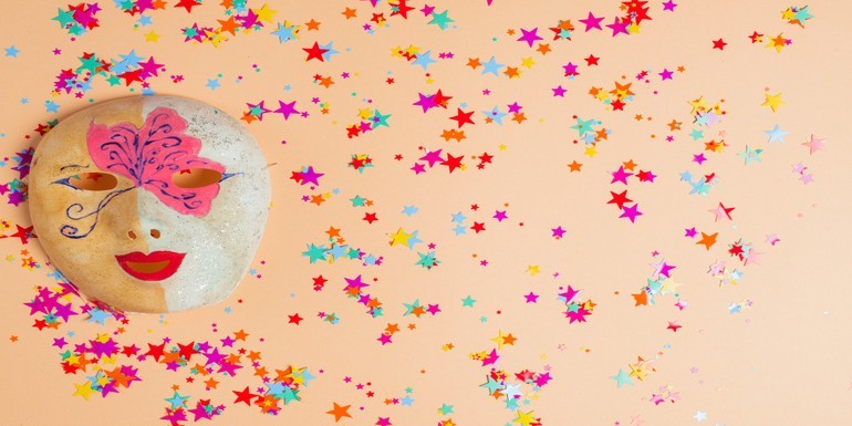 Tendencias en maquillaje para Carnaval 2025